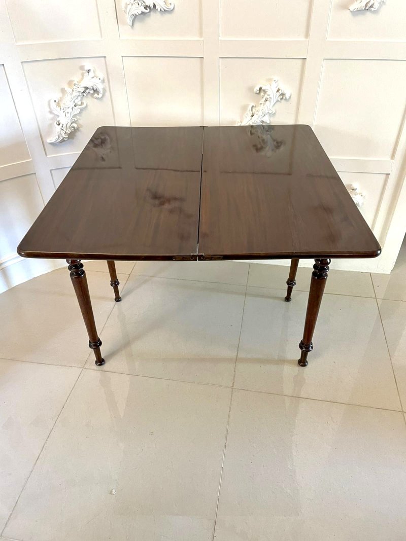 Antique George III Quality Mahogany Fold Over Tea/Side Table - Image 4